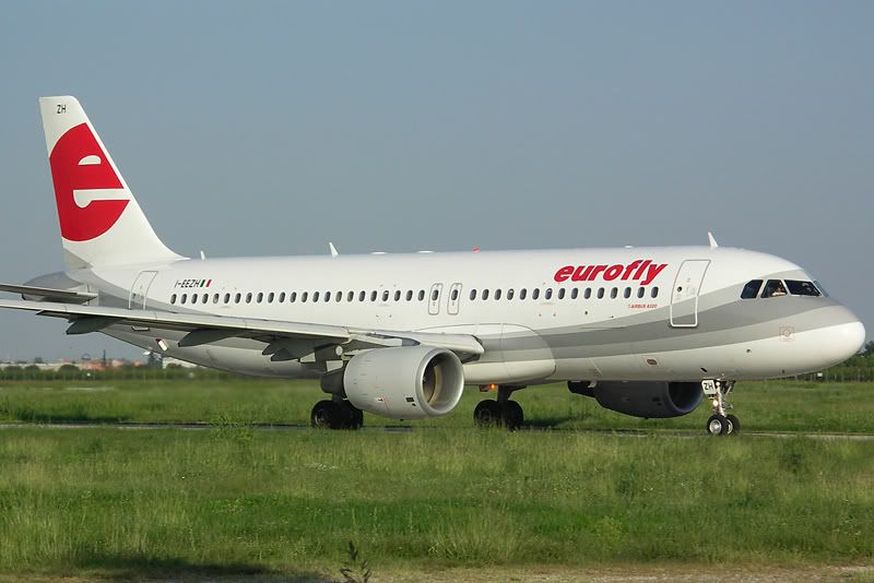 I-EEZH99.jpg