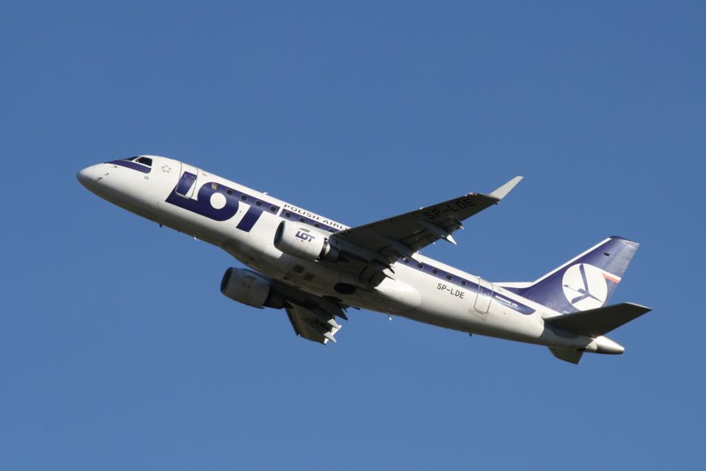 ERJ170-LOT2copy.jpg