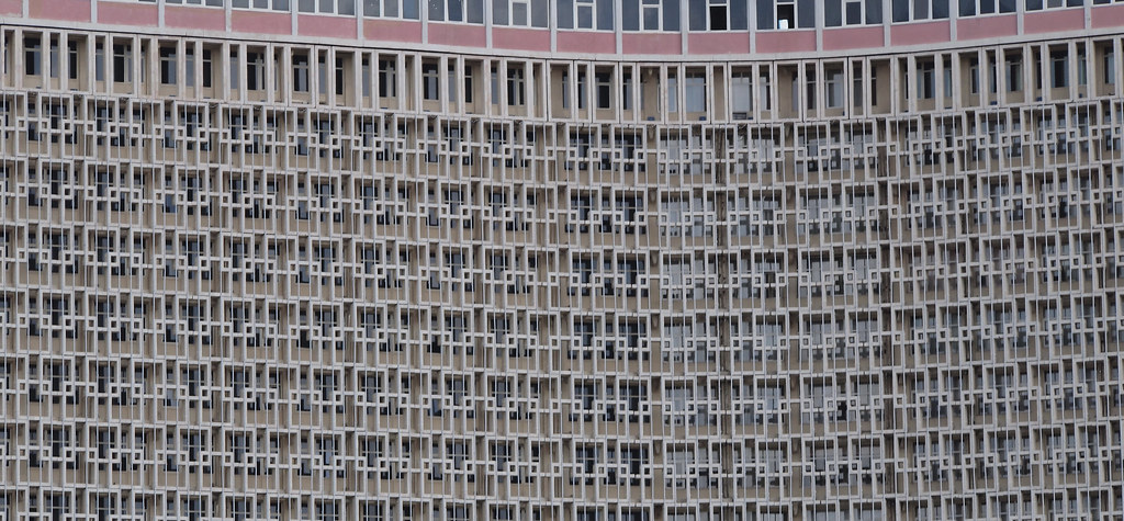 26676839397_912c141945_b.jpg