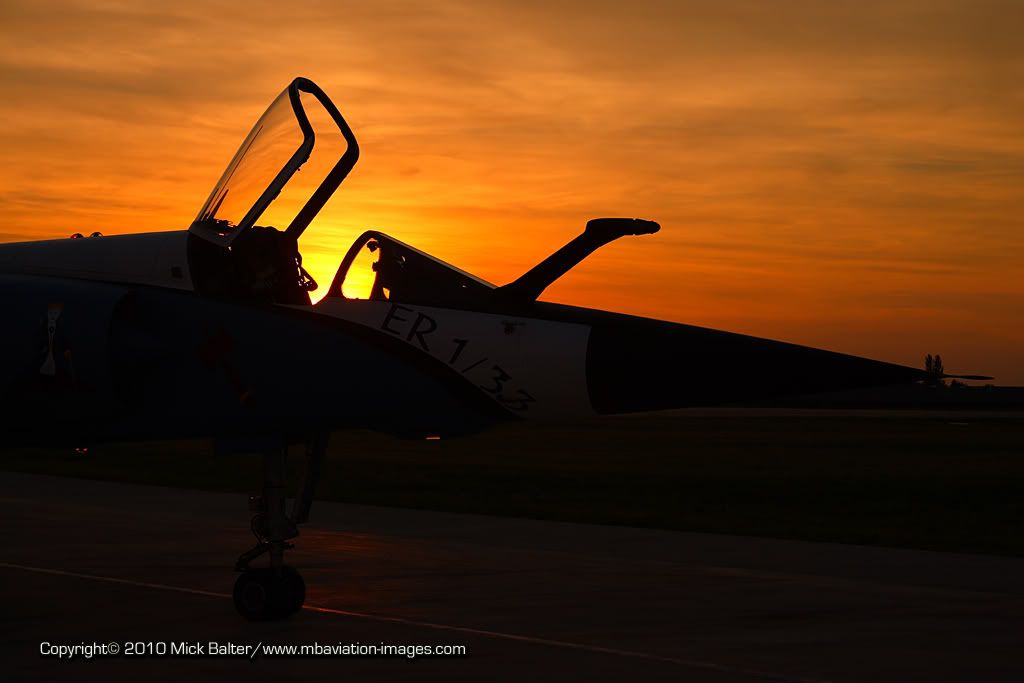 MBAviationImagesReimsSunsetMirageZwoelfFr.jpg