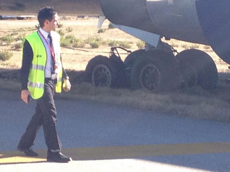 delta_b763_n182dn_madrid_131205_3.jpg