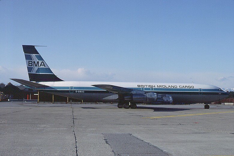G-BMAZ1182.jpg