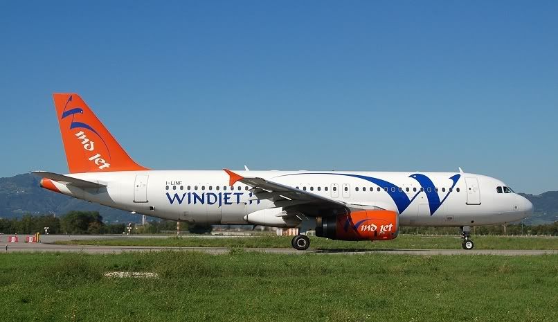 320windjet-f.jpg
