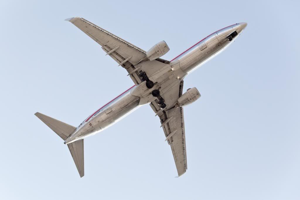 AA737_zps72949409.jpg