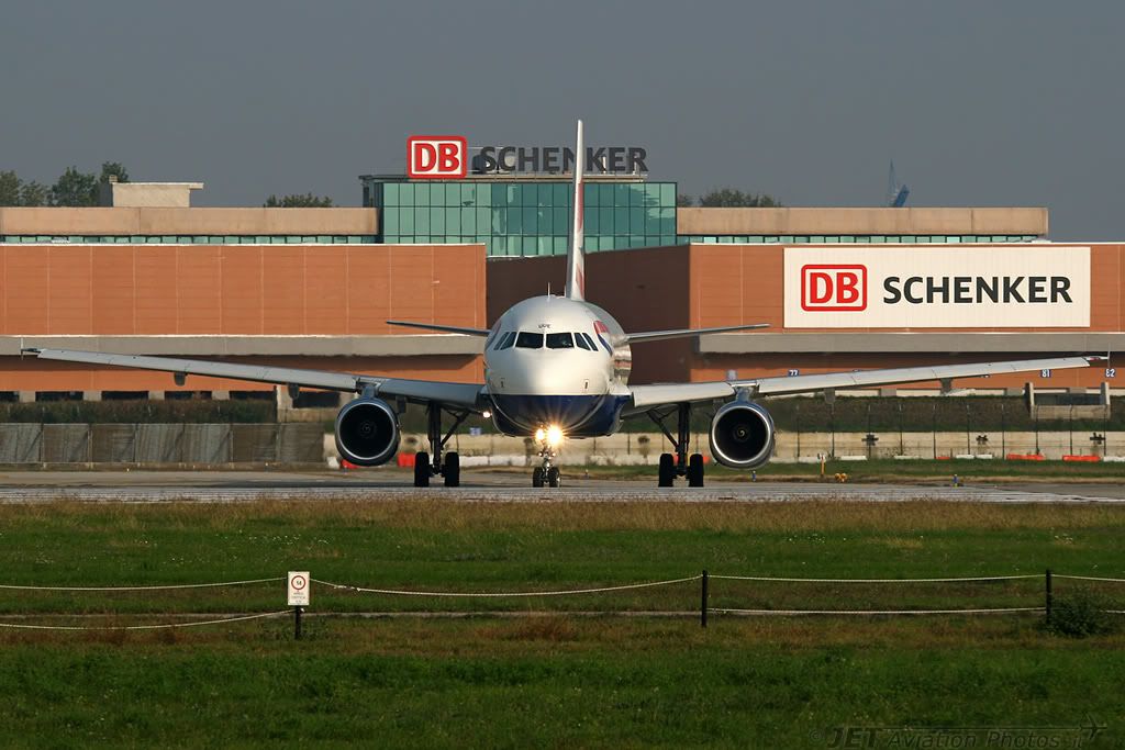 LIN1007_12_G-EUUE.jpg