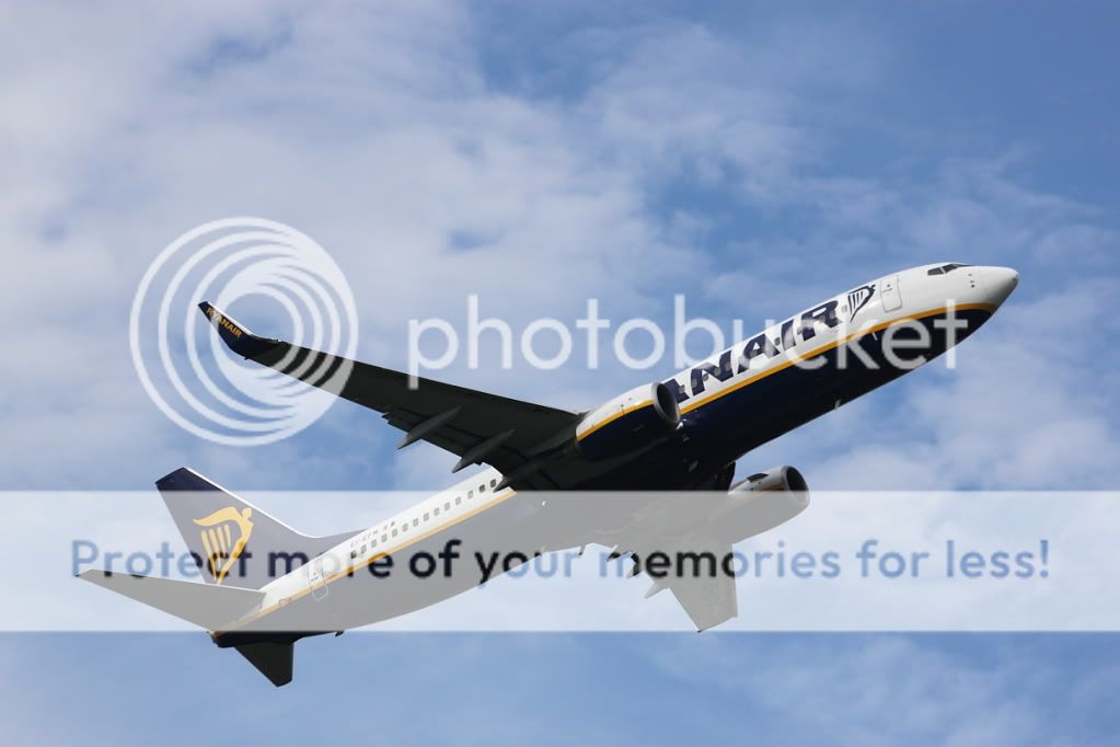 RyanairdecolloCagliari.jpg