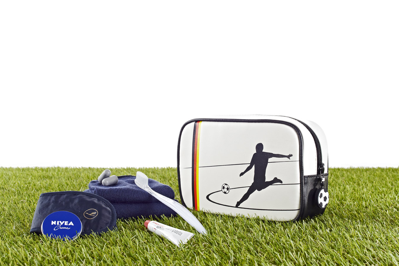 lh-wm-amenity-kits-0060_screen.jpg