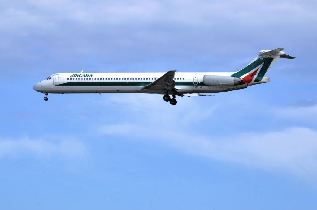 MD-82Alitalia.jpg