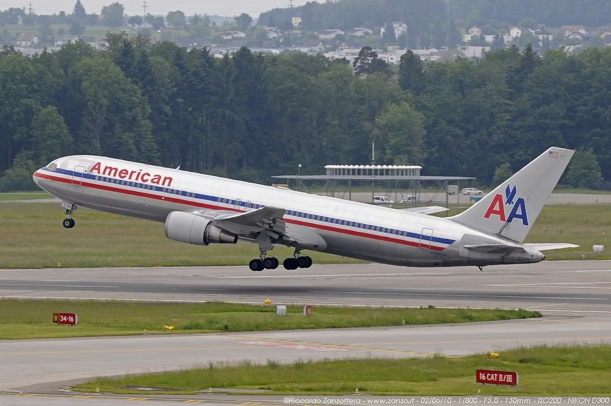 AmericanAirlines_N388AA_B767_BSC701.jpg