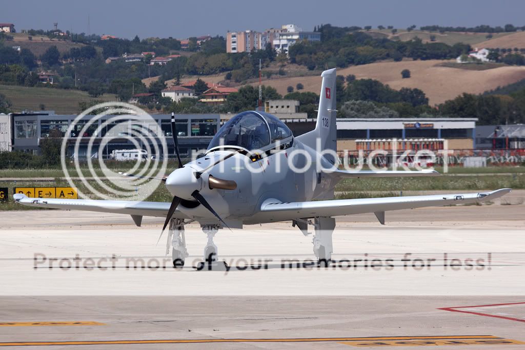 HB-HXK.jpg