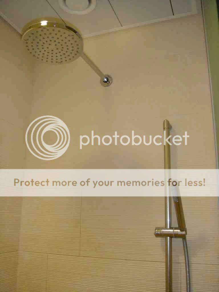 SHOWER.jpg