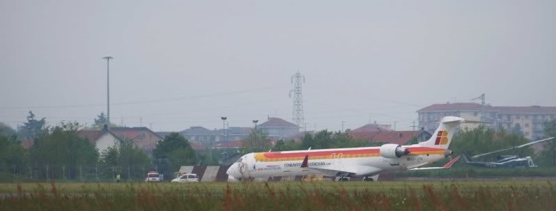 EC-JYAparkedonKilostands.jpg