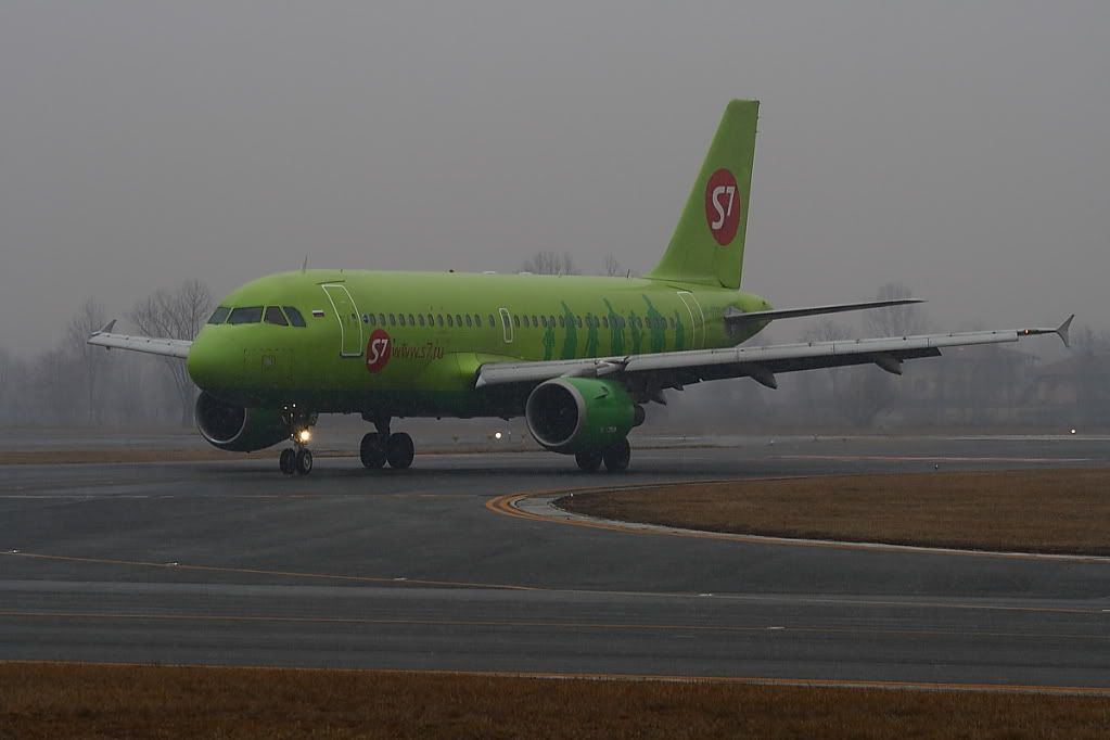 A319S7.jpg