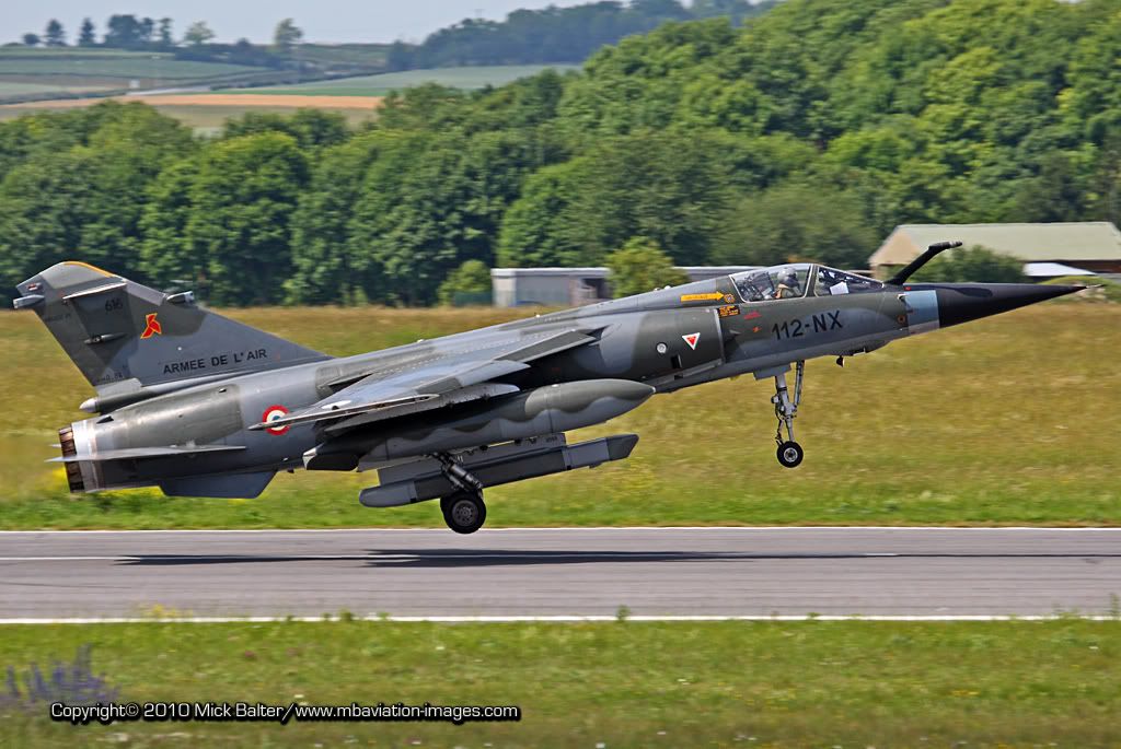 MBAviationImagesReimsCRRwyReccePodFr.jpg