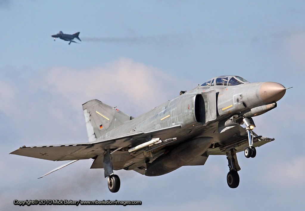 MBAviationImagesETNTPhantomSecondWaveDuoFinalFr-1.jpg