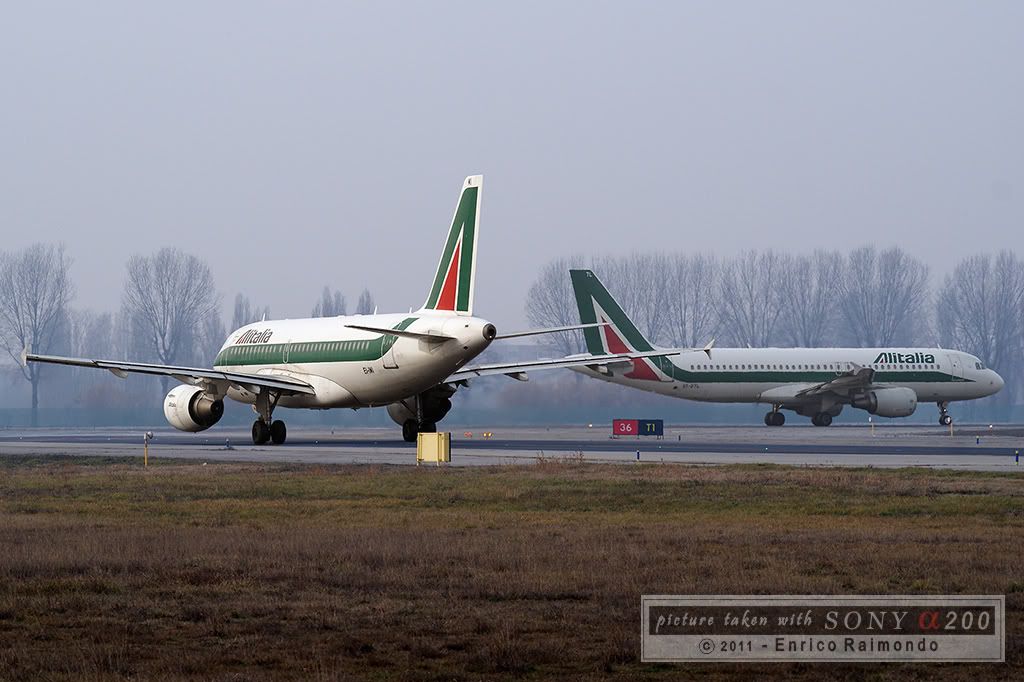 Airbus-A320-Alitalia-LIN.jpg