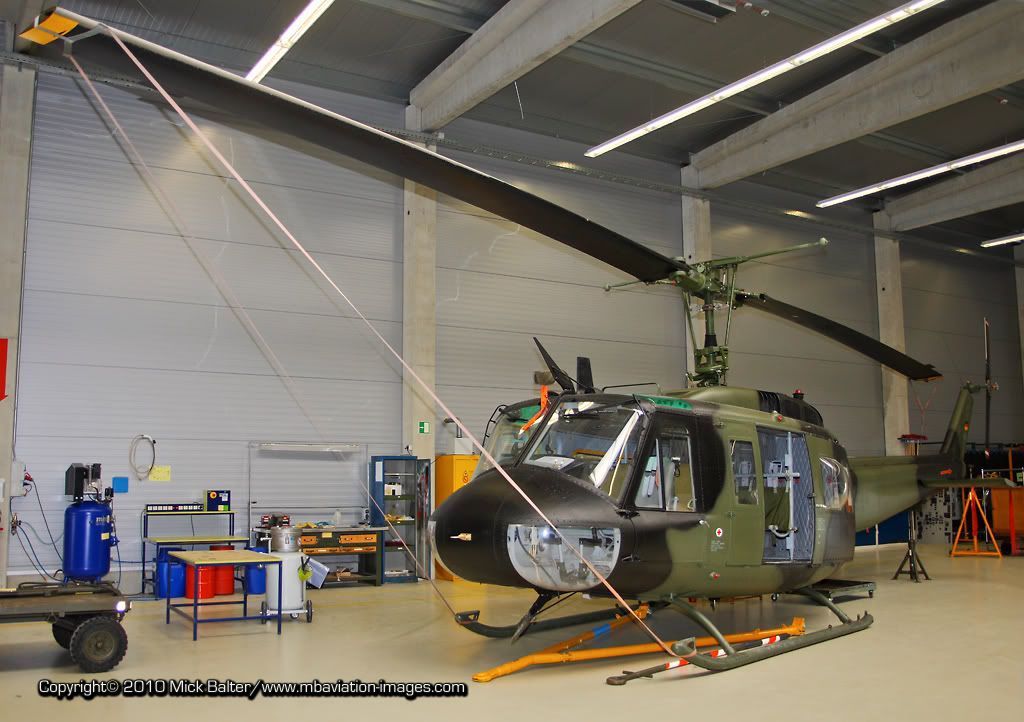 MBAviationImagesKaufbeurenHueyHalle.jpg