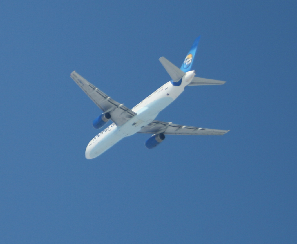 757TCVolo2.jpg