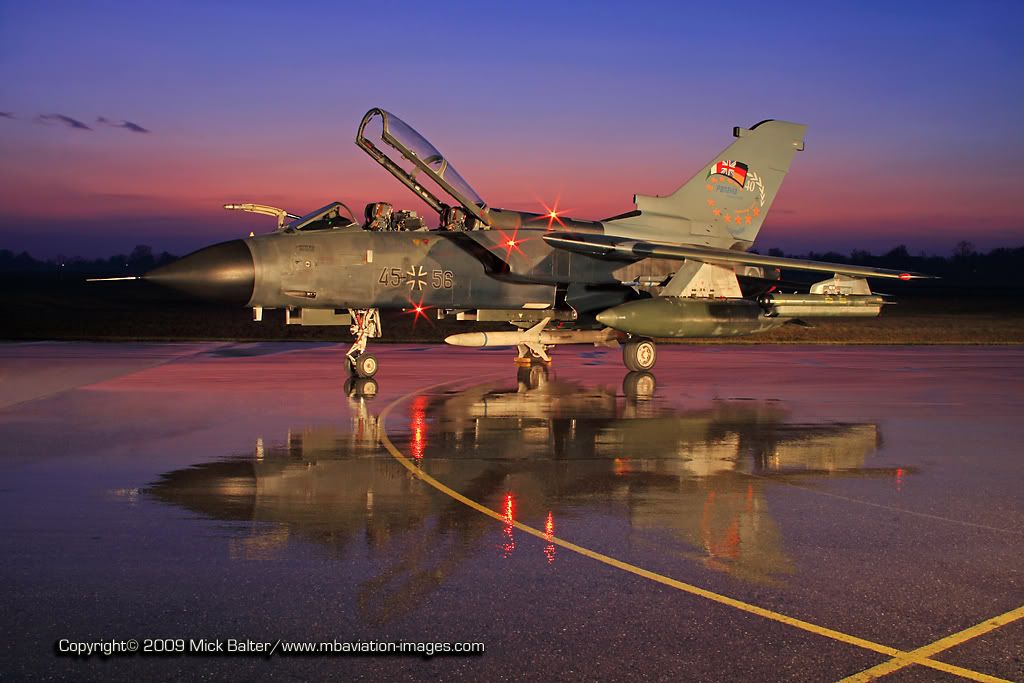 MBAviationImagesLechfeldPanaviaT-7.jpg
