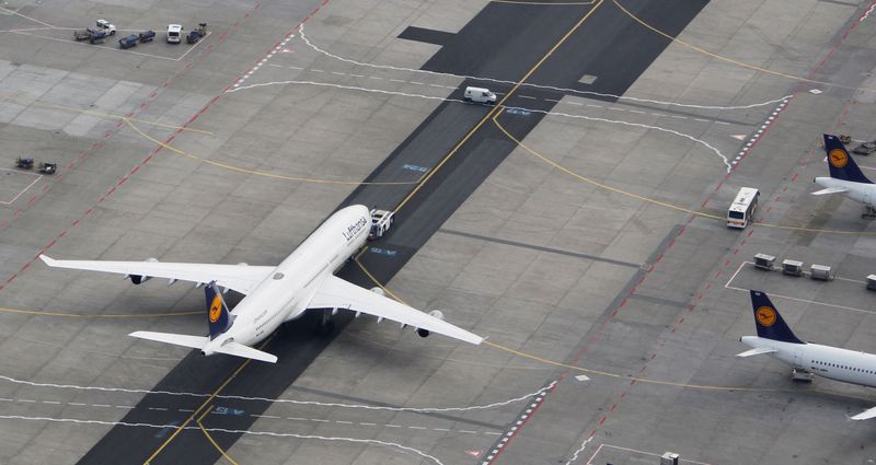 Lufthansa, target 2024 margine operativo scende a 7,6% su aumento costi