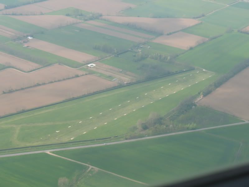 IMG_3146_AirfieldnearTZO.jpg