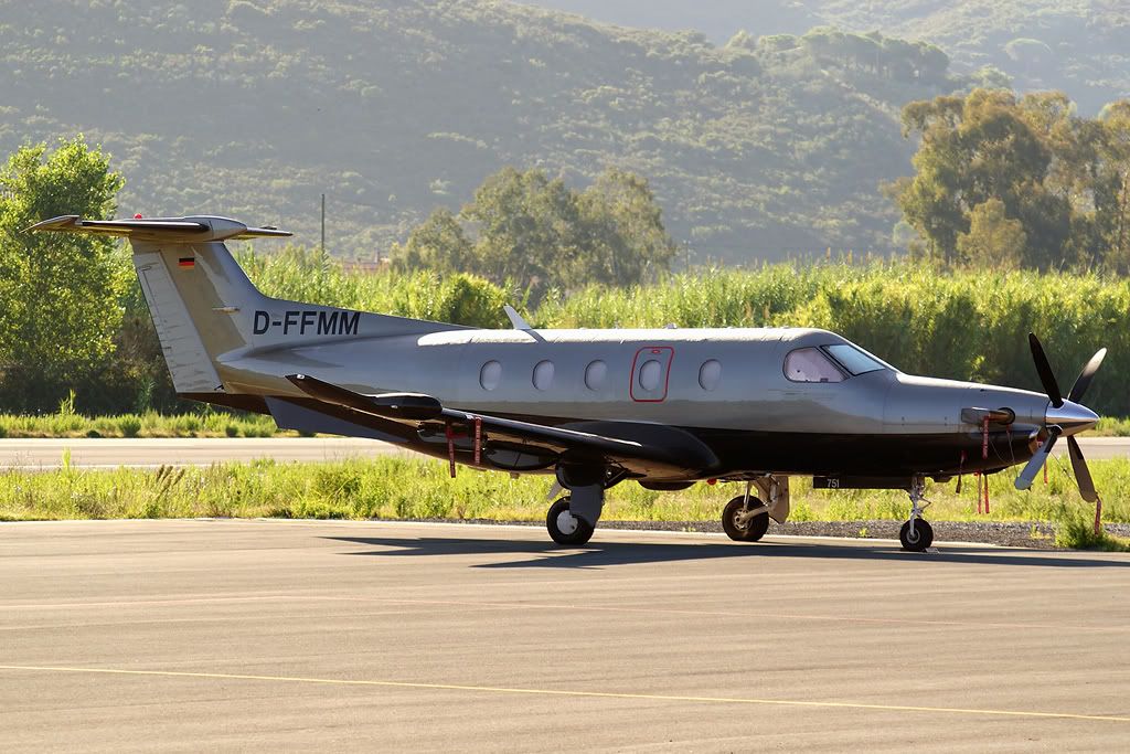 Pilatus-PC-12Elba.jpg