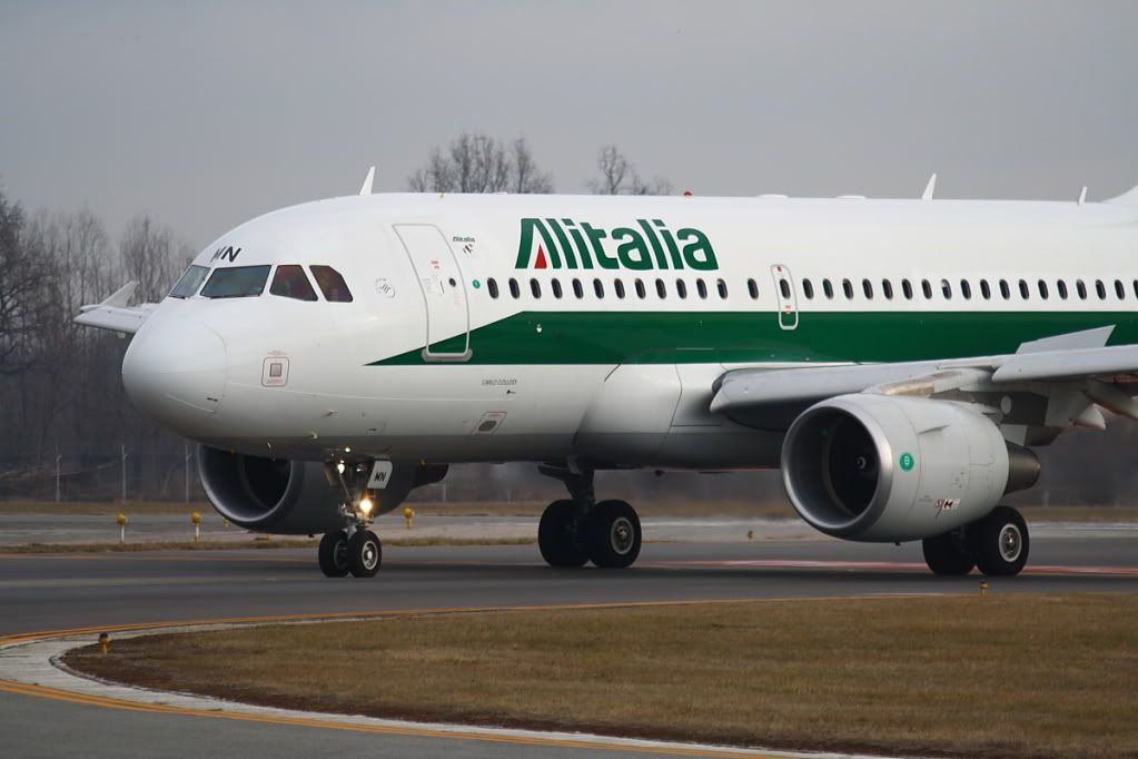 A319Alitalia-3.jpg