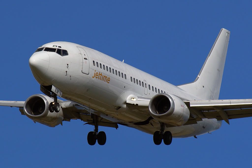 Boeing-737-300-jettimeCPH.jpg