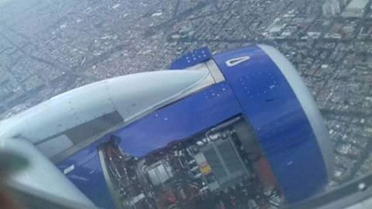 interjet_su95_xa-llv_mexico_160328_1.jpg