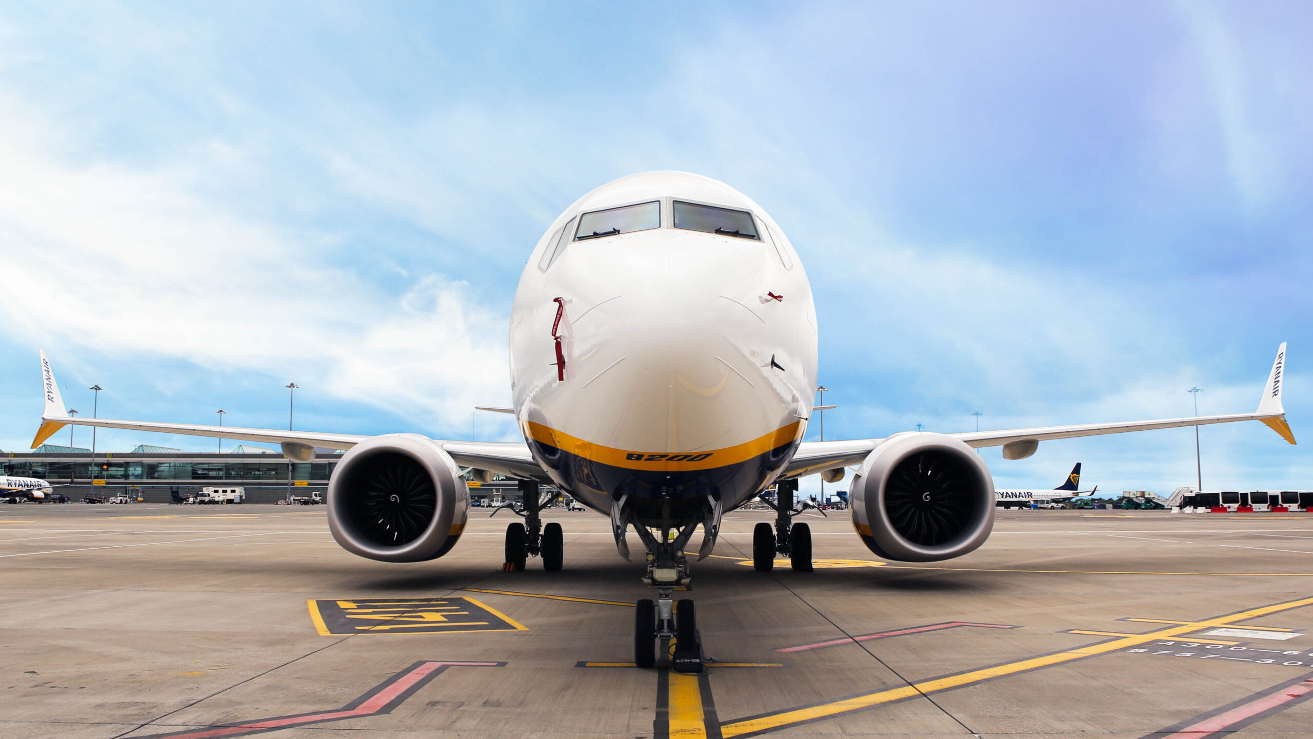 corporate.ryanair.com