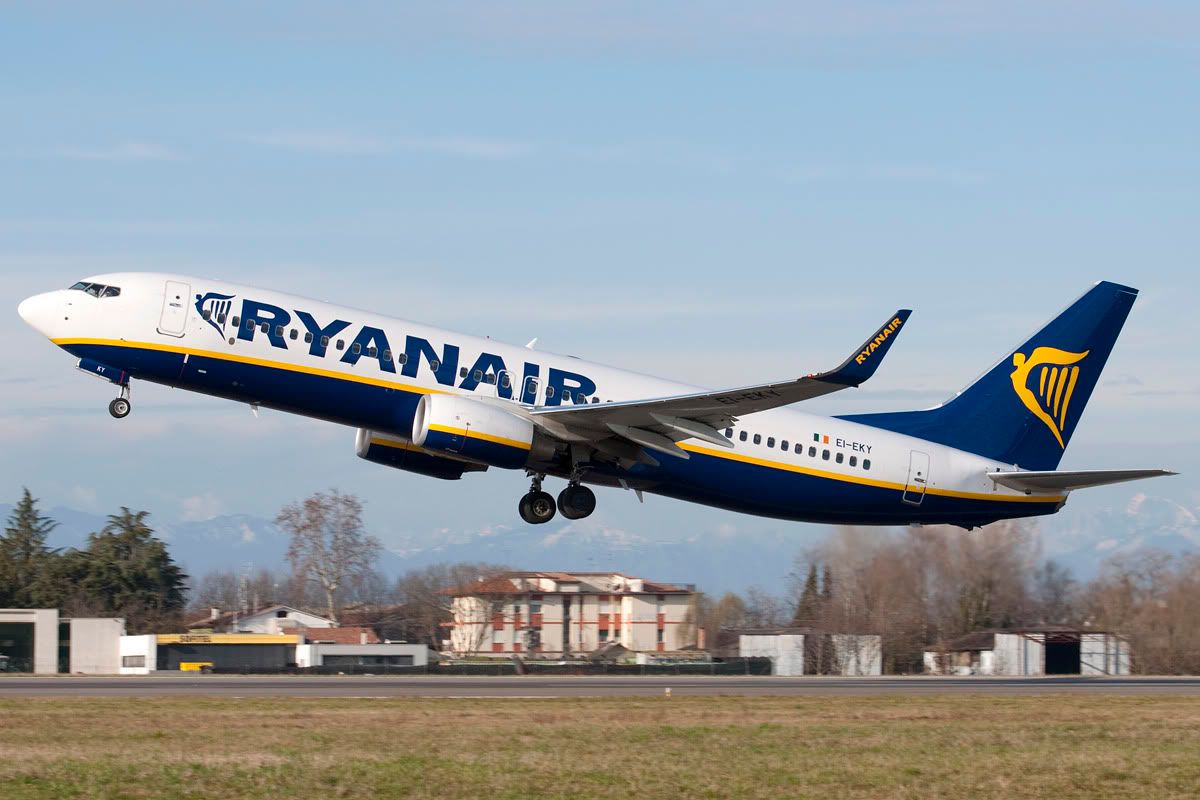 EI-EKY_1_18-02-11_TSF.jpg