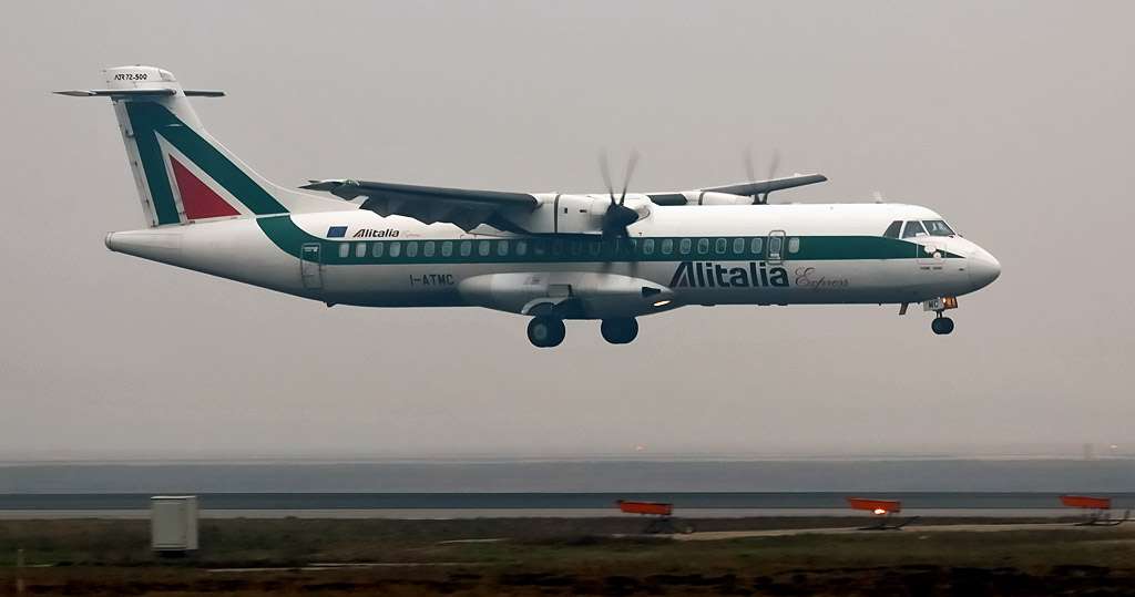 atr72aza.jpg