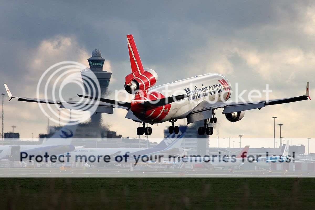 011_martinair.jpg