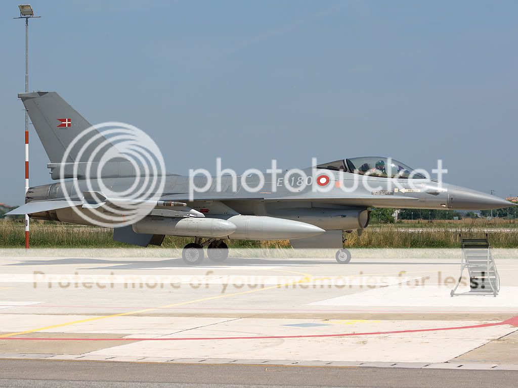 e-180.jpg