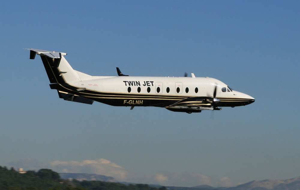 Twin-jet.jpg