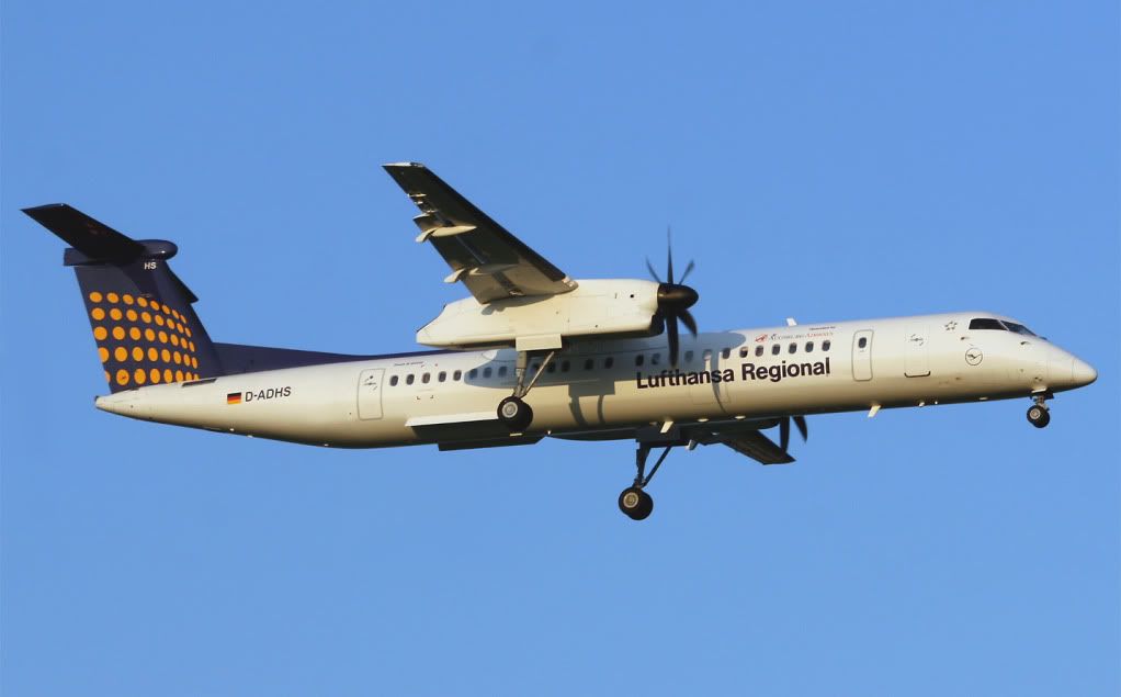 001-LHRegional-D-ADHS-DHC8.jpg