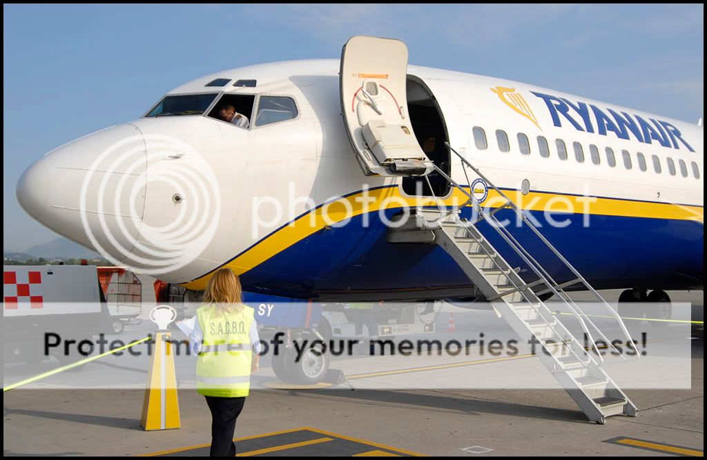 027737Ryanair__jf.jpg