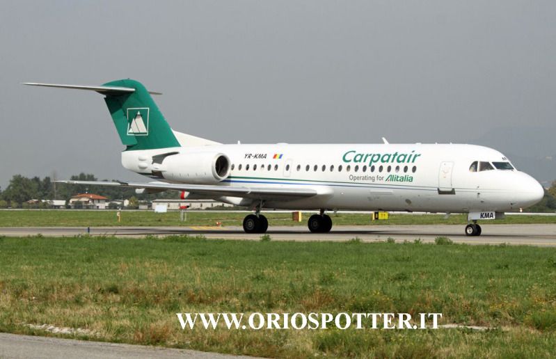fokker70carpatairstazyr-kma.jpg