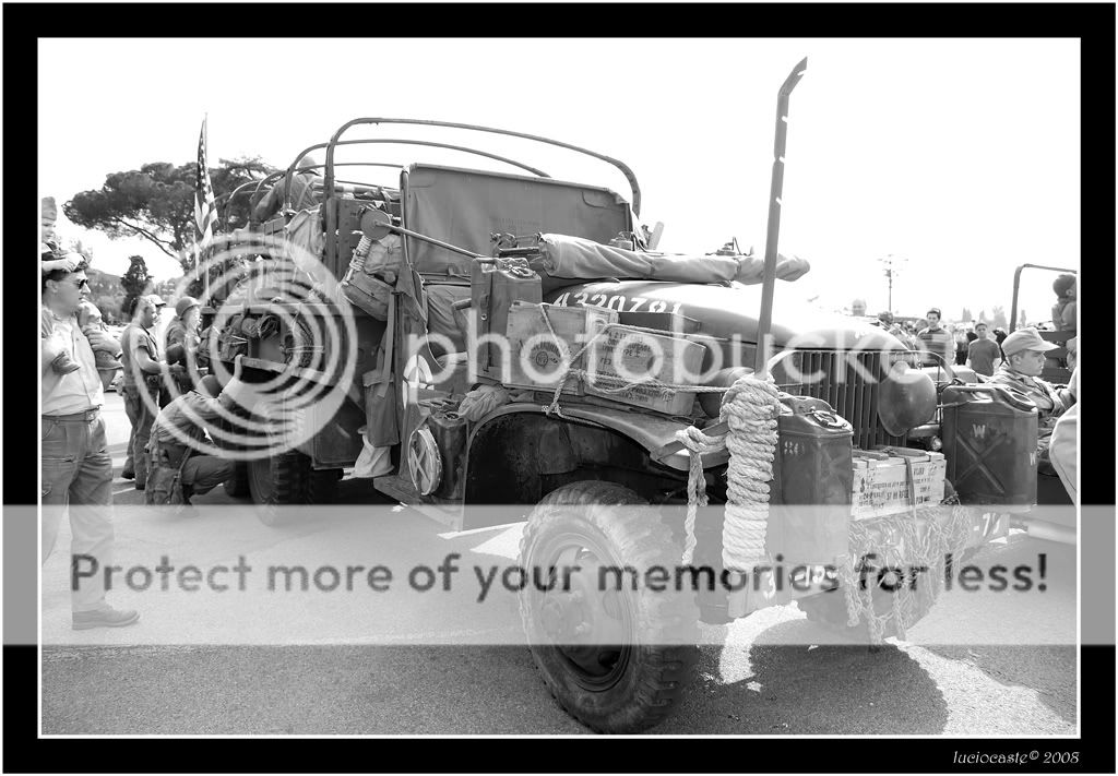 CamionBW.jpg