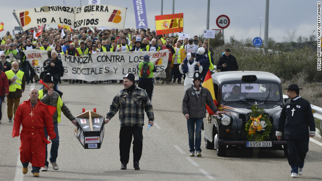130304151609-iberia-strike-madrid-barajas-story-top.jpg