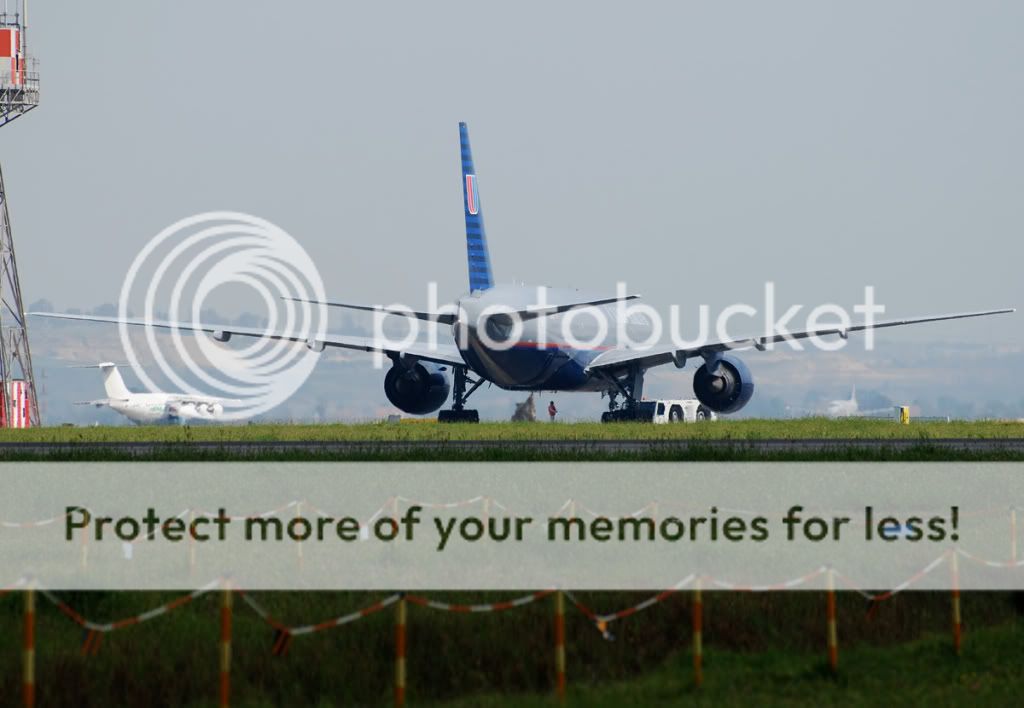 N769UA.jpg