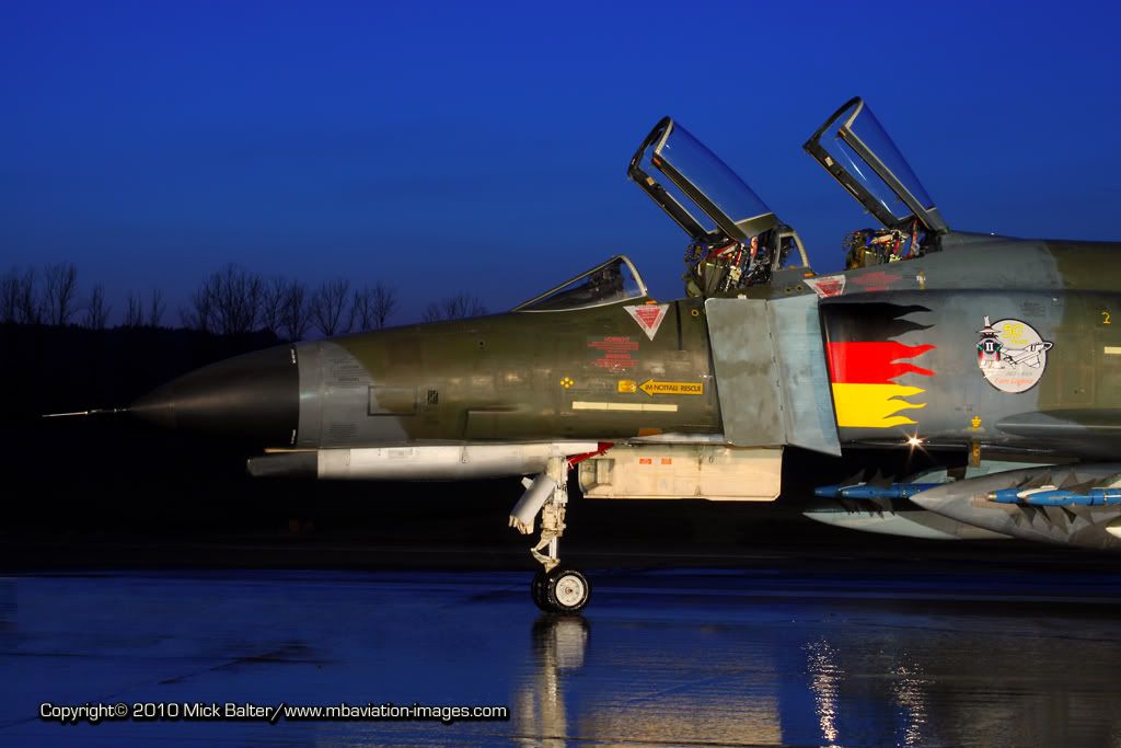MBAviationImagesKaufbeurenNachts-7.jpg