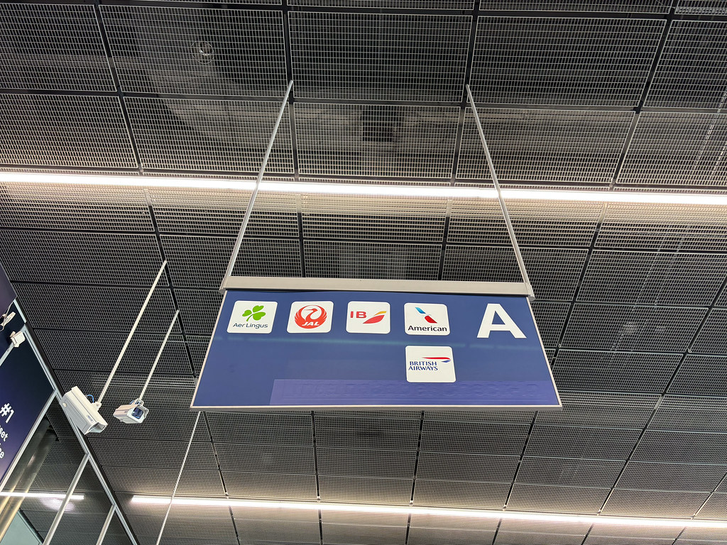 53692736984_3033376819_b.jpg
