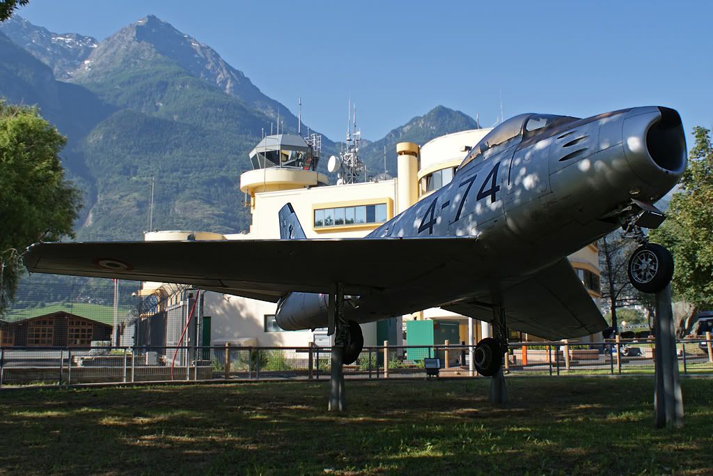 F-86-gate-GuardianAosta.jpg
