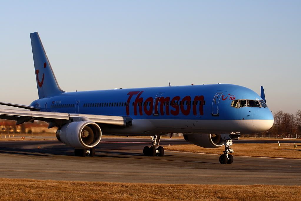 B757Thomson.jpg