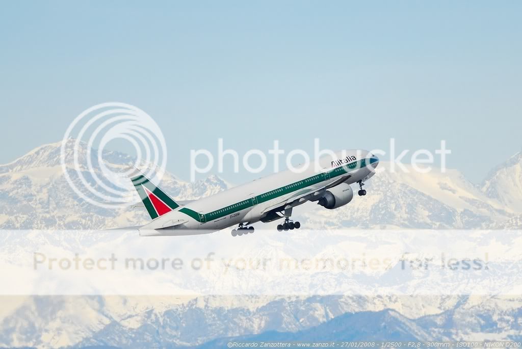 Alitalia_EI-DBM_B777_ASC13275_27-2.jpg