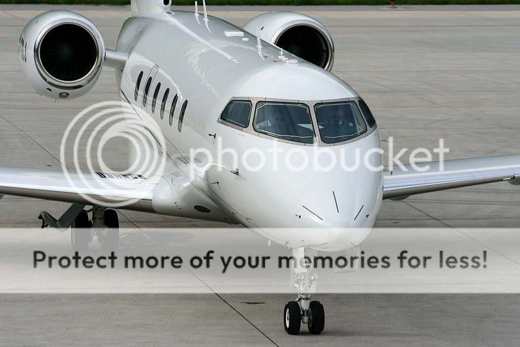LX-TQJiifAB.jpg