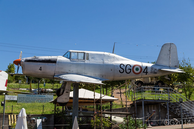 15587618121_a67ec79896_z.jpg