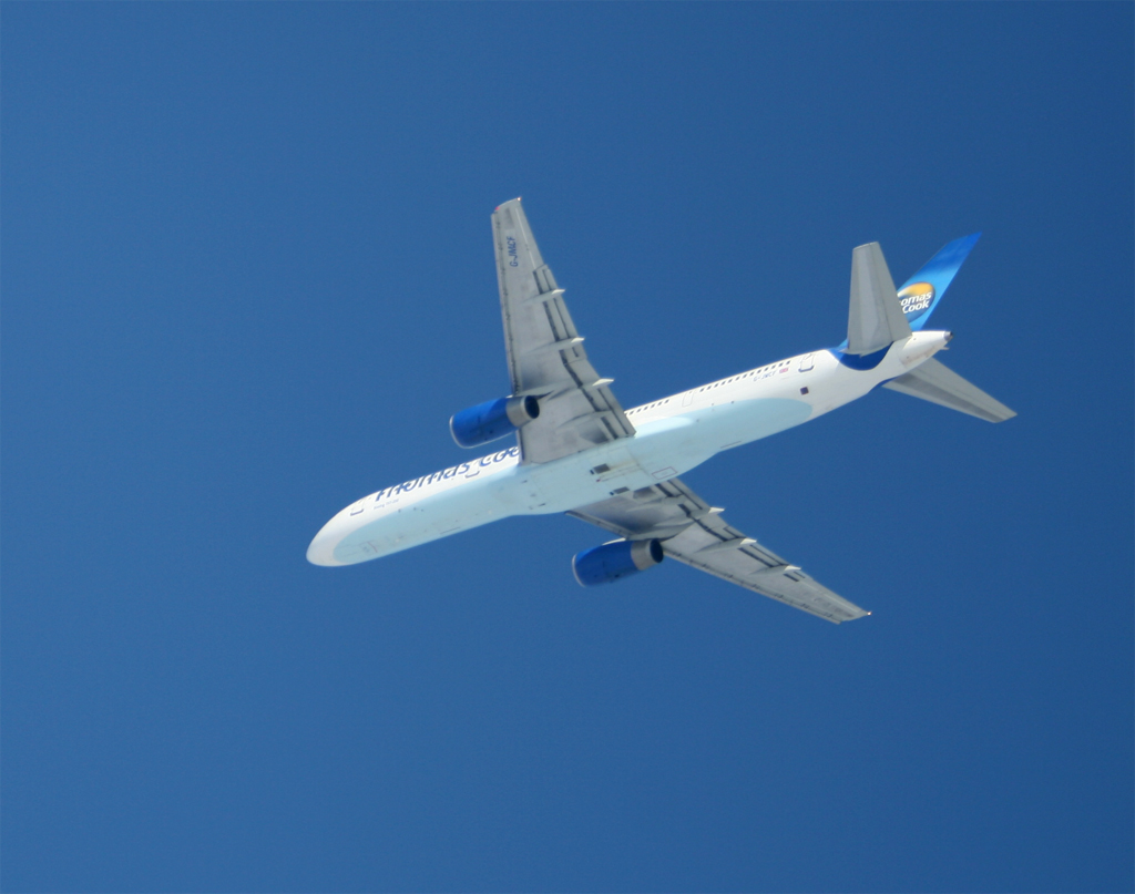 757tcVolo.jpg