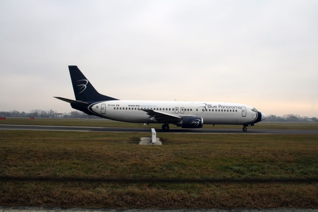 737BluePanoramacopy.jpg